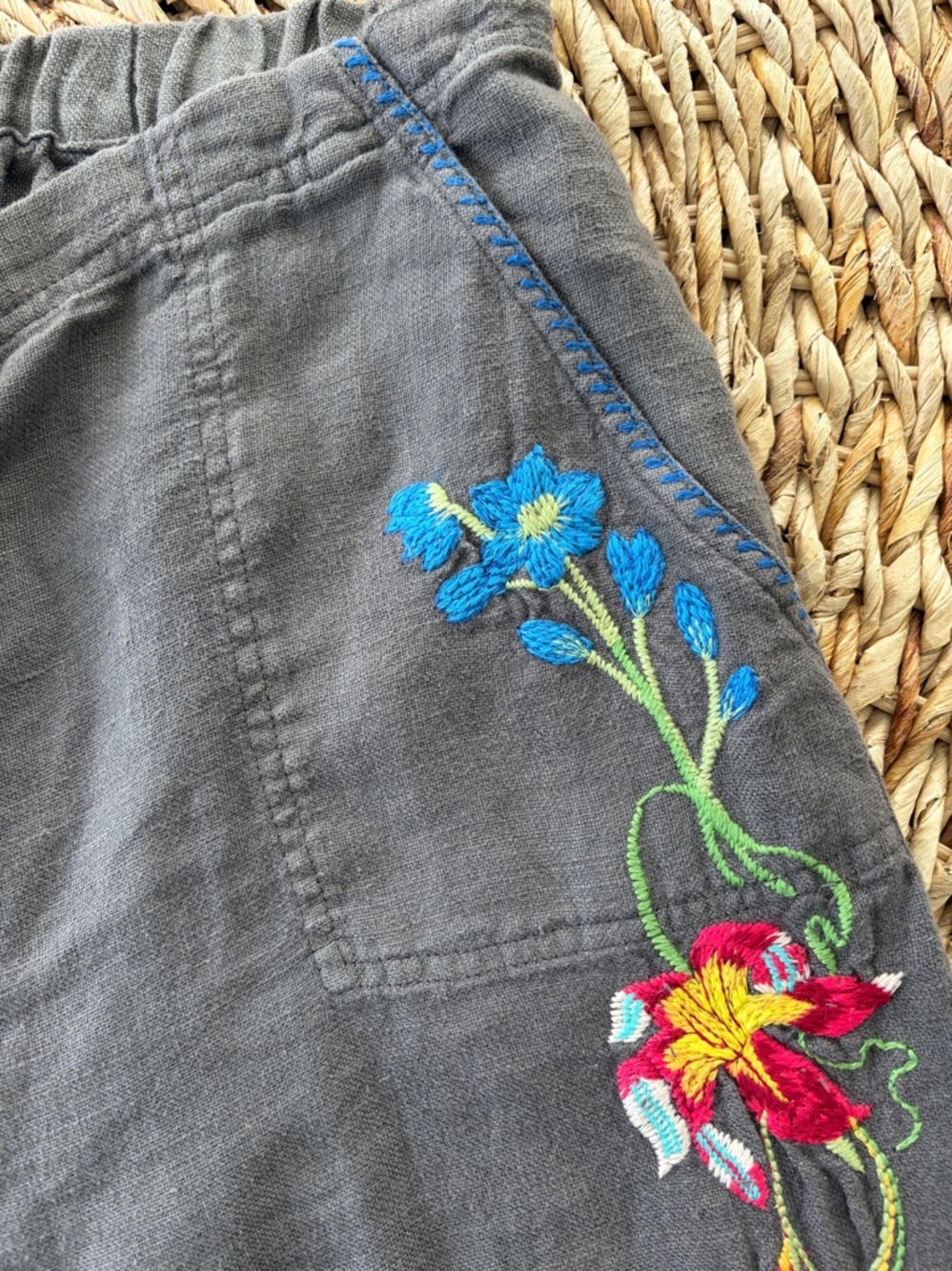 Johnny Was Embroidered Linen Wide Leg Pant - Picture 6 of 10